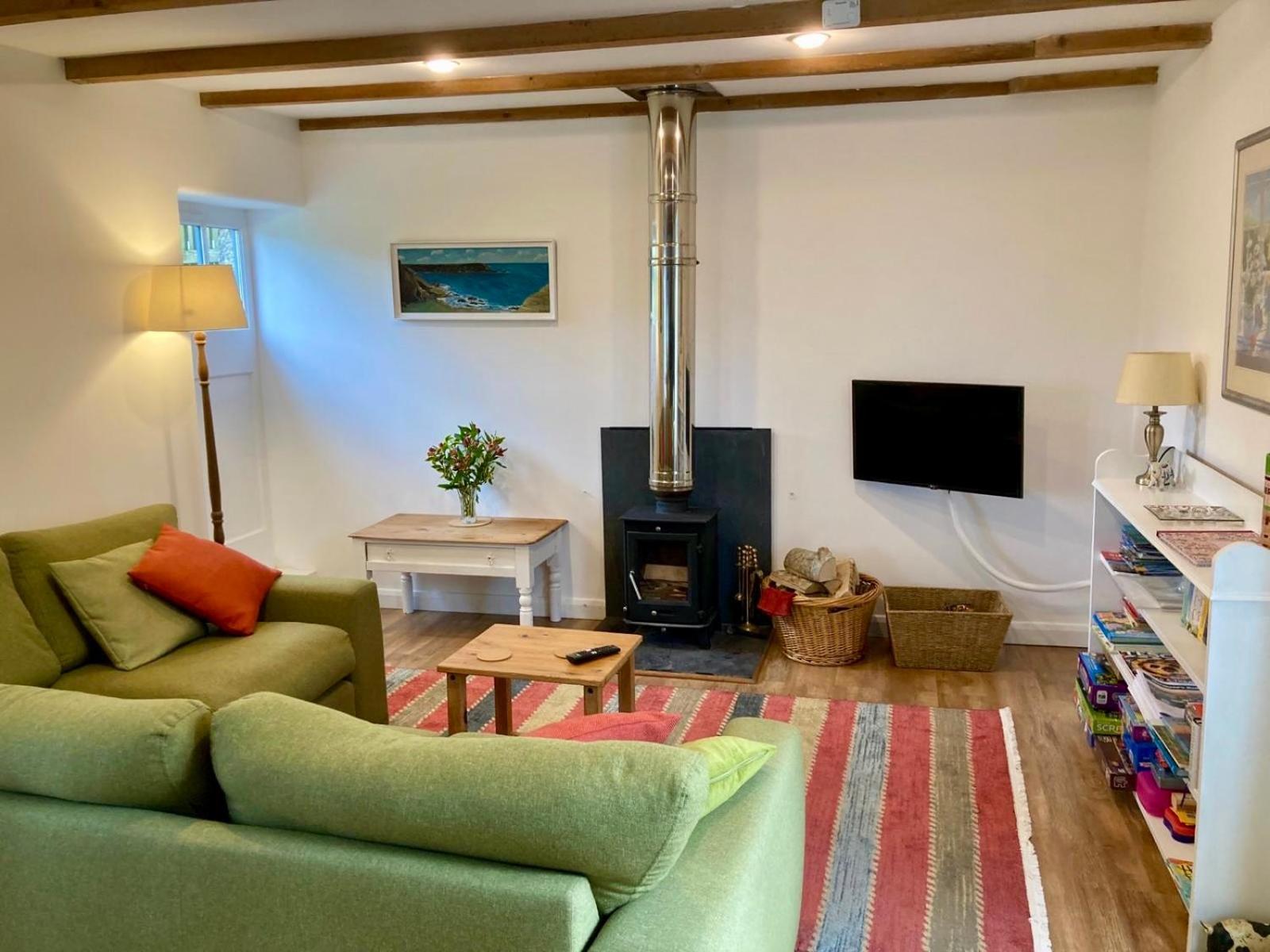Barn Conversion In Zennor Holiday home